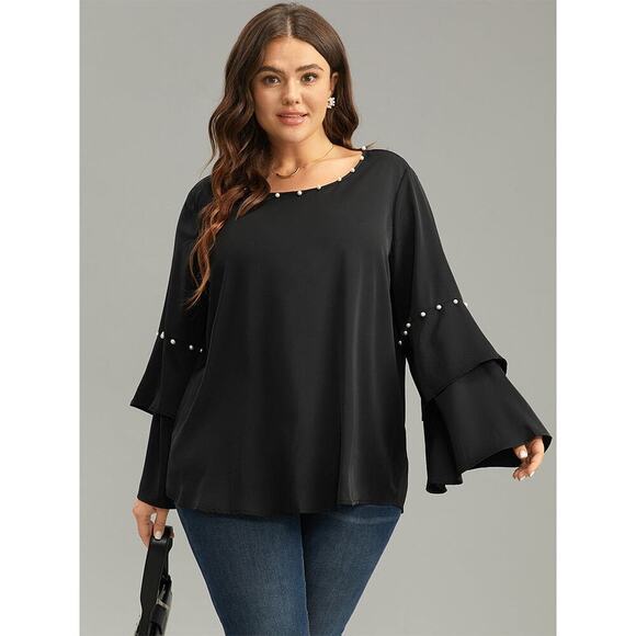 BloomChic Tops - 🔥 SALE 14 16 1x BloomChic Anti Wrinkle Pearl Beaded Ruffle Layered Blouse top